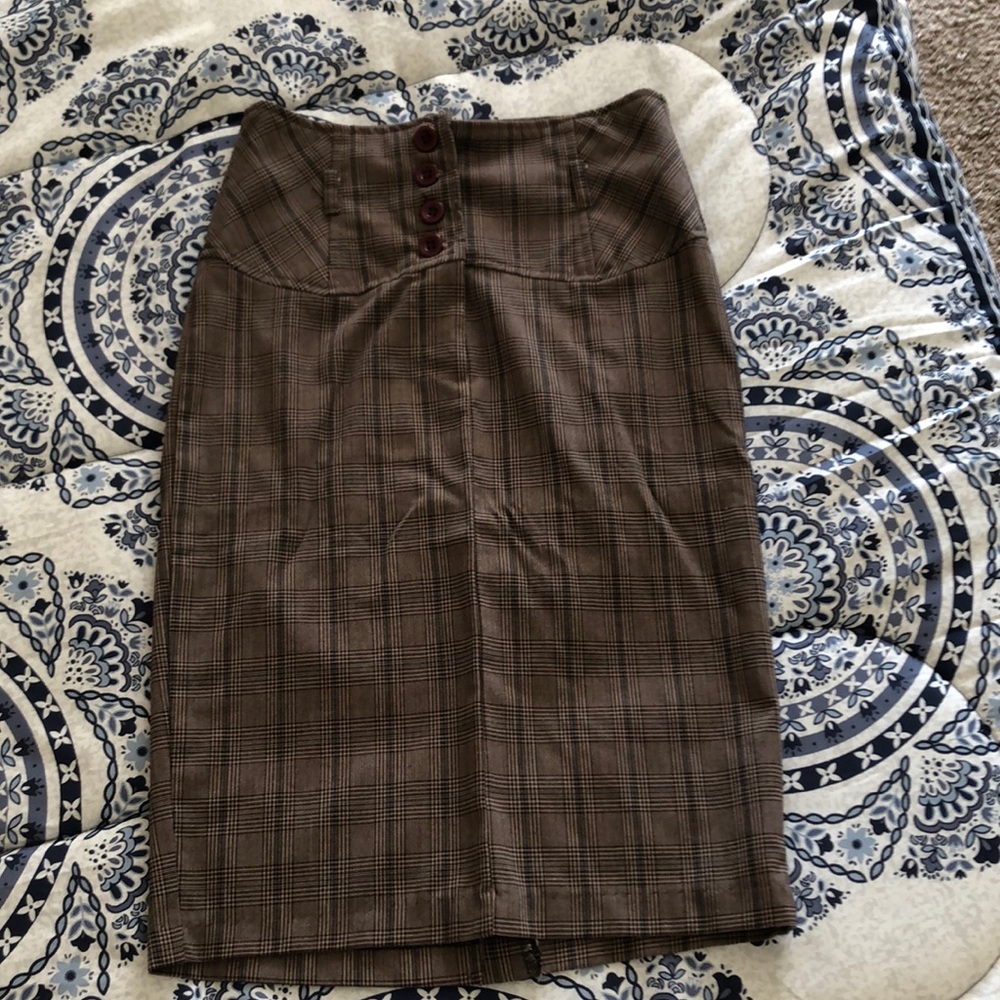 Pencil skirt
